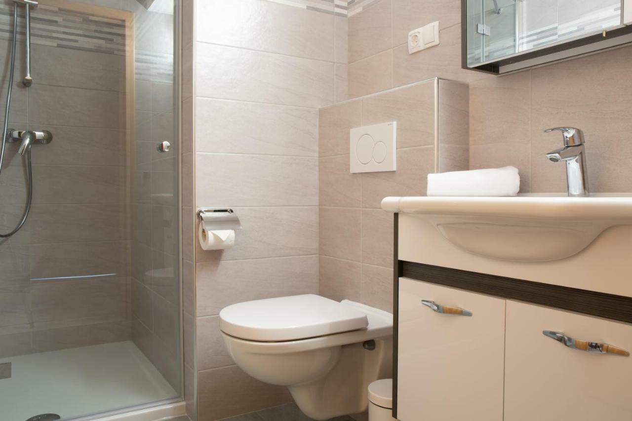 Apartments Korosec เบลด ภายนอก รูปภาพ
